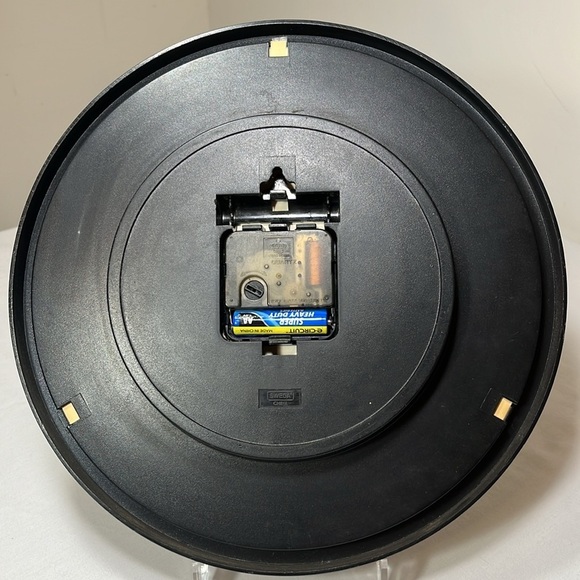 John Deere Motorsports NASCAR Vintage Wall Clock, battery incl - Picture 4 of 8